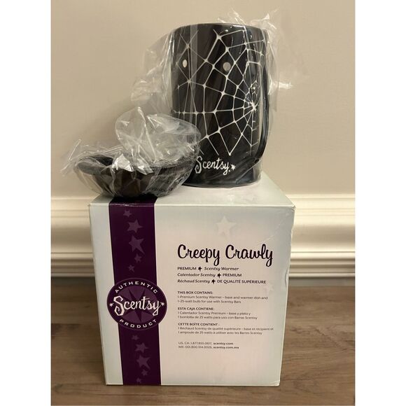 NIB Scentsy Creepy Crawly Premium Warmer with bulb never been used Halloween spi - Picture 2 of 5